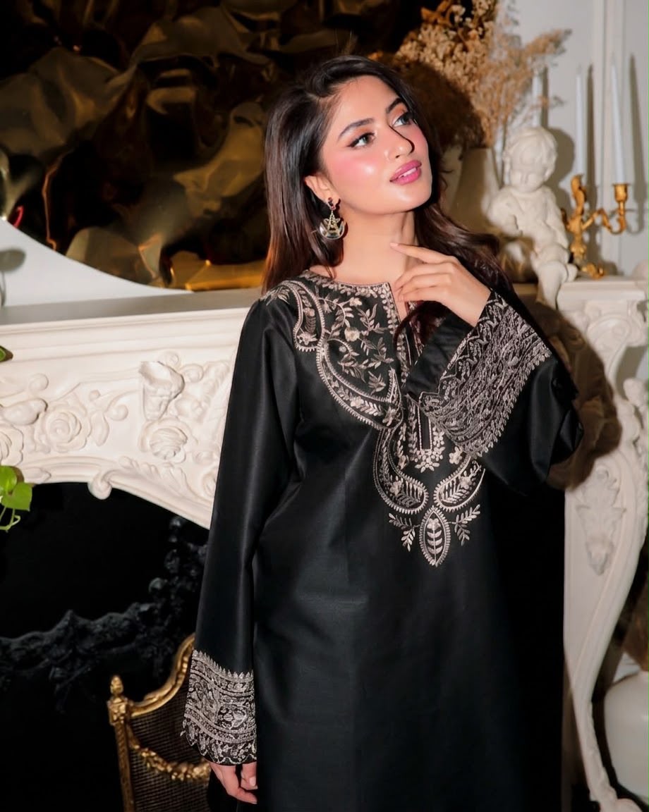 Embroidered Silk 2-Piece – Black