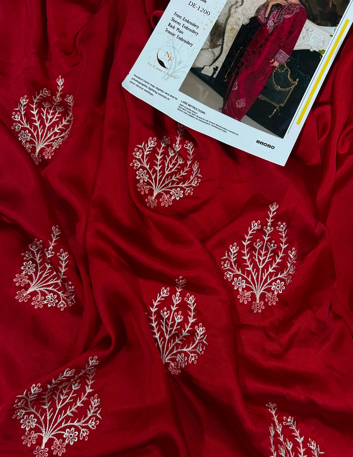 Embroidered Silk 2-Piece – Red