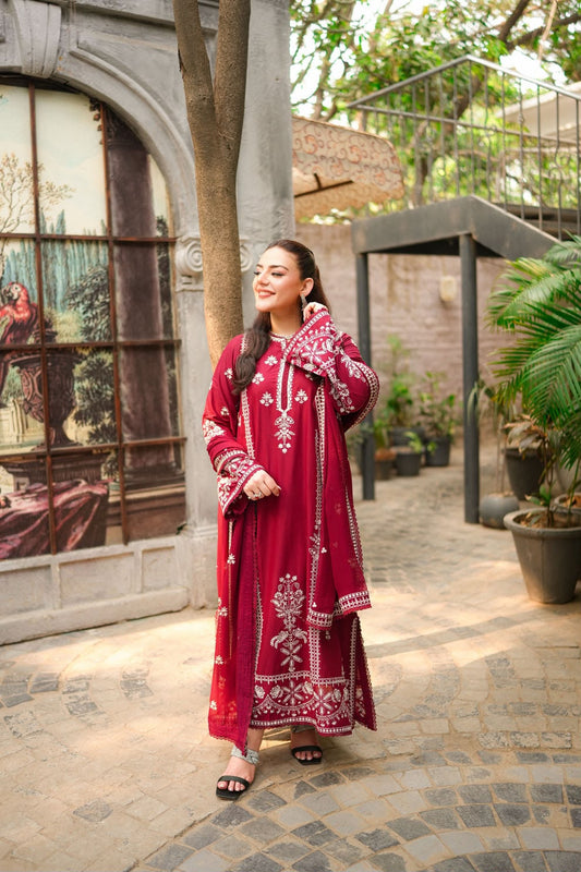ANEELAS Premium Winter
Heavy Embroidered Dhanak fabric