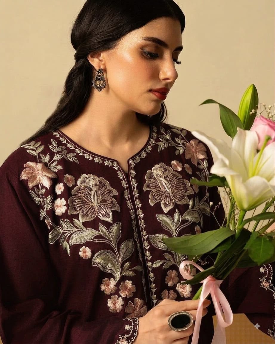 Ethnic D# 1208 – Premium Silk